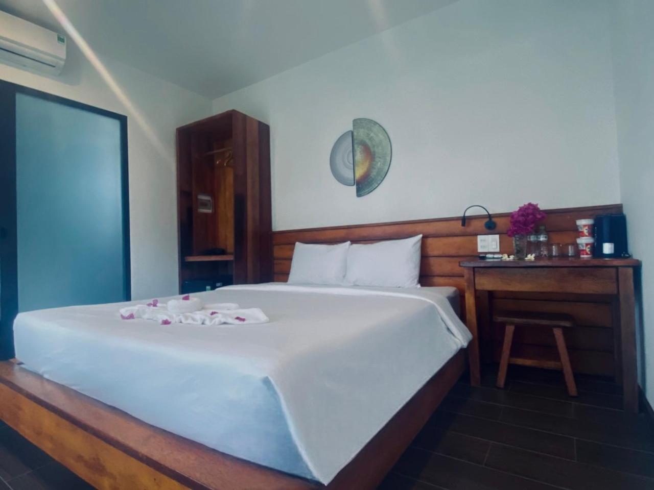 เตือง วี โฮเทล แอนด์ พิตสต็อป มุยเน Hotel ฟานเที้ยต ภายนอก รูปภาพ